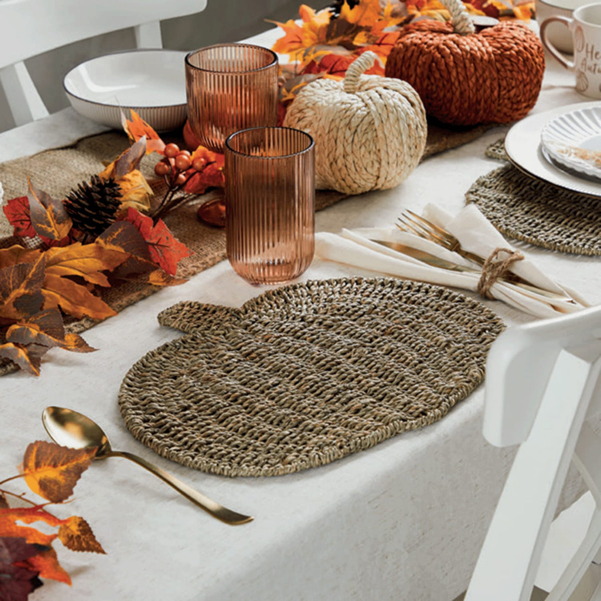 The Lifestyle Edit Harvest Pumpkin Placemat, product image 2